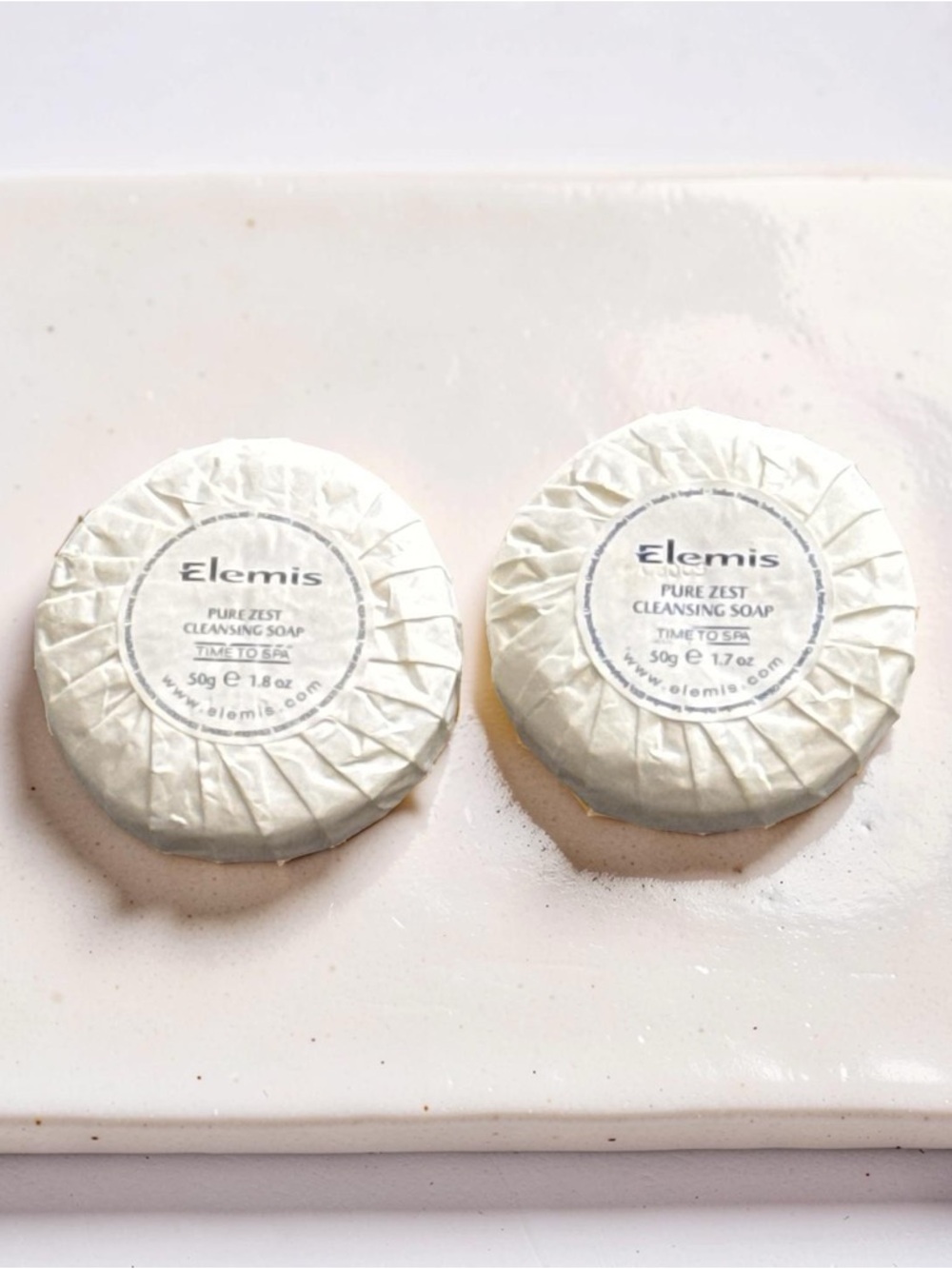 ELEMIS Pure Zest Round Cleansing Soaps - White